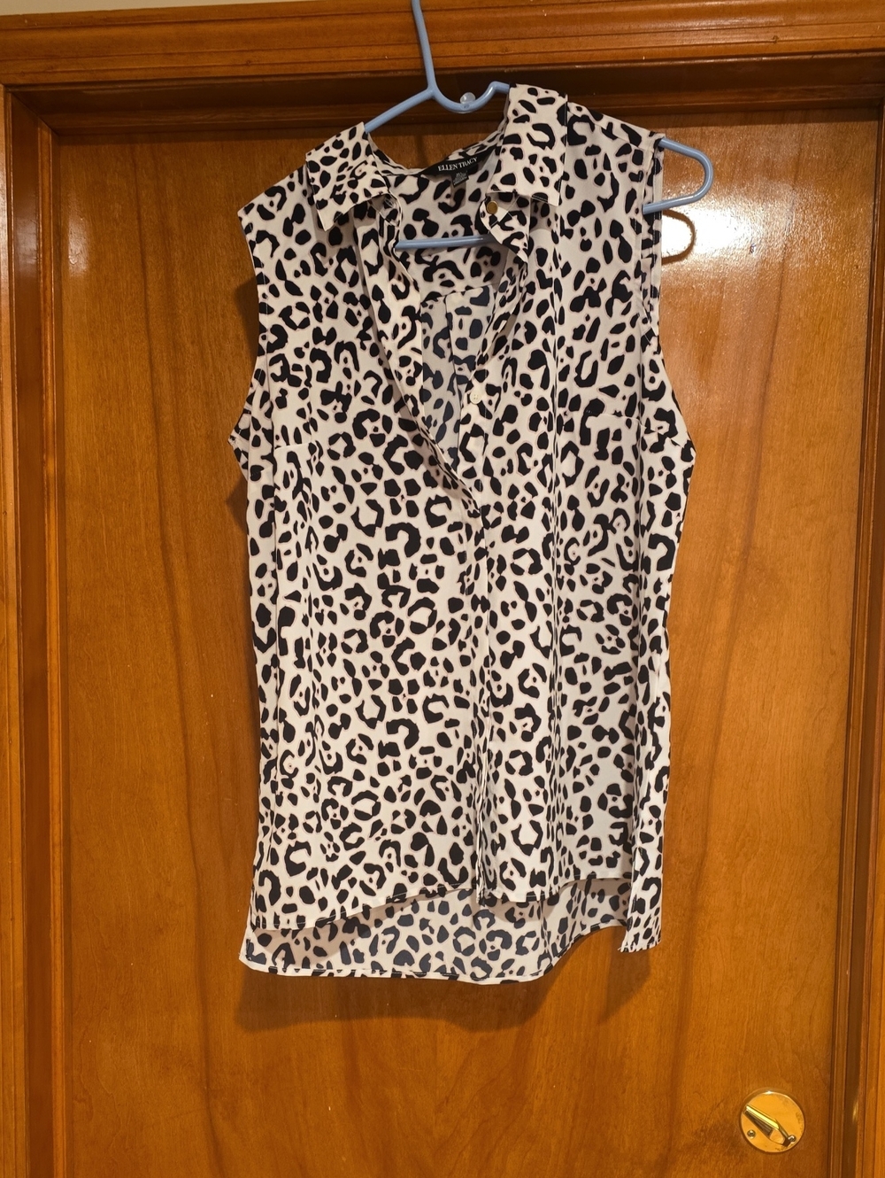 Ellen Tracy Sleeveless Leopard Print Button-Down Blouse - Beige & Black